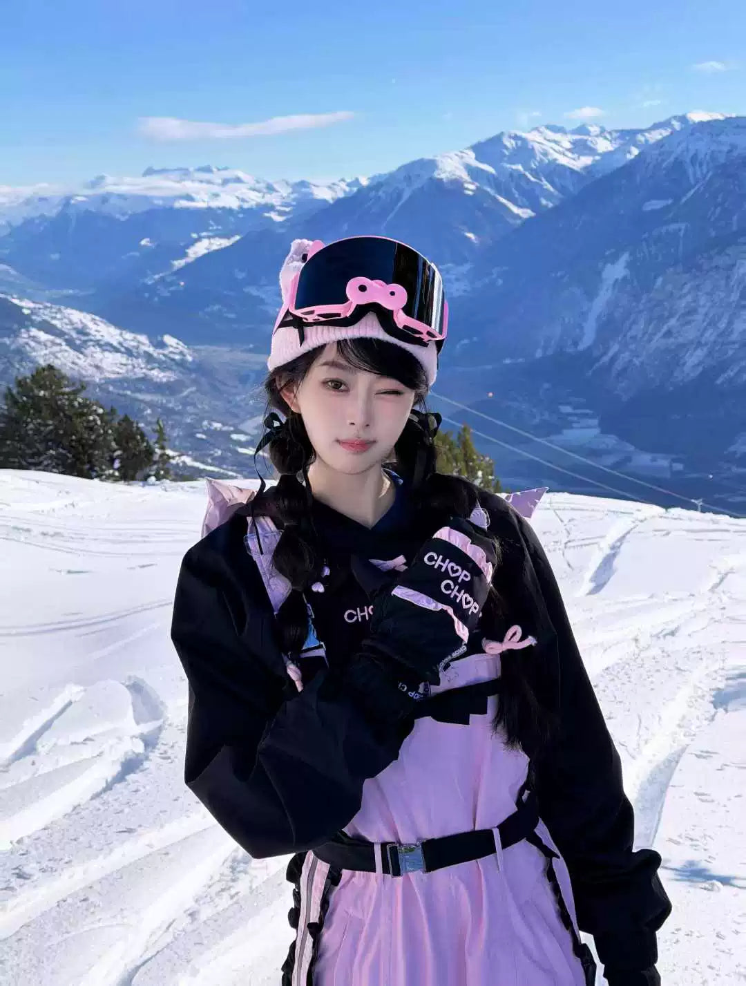 CHOPCHOP Bowknot Sweet & Cool Padded Snow Suit